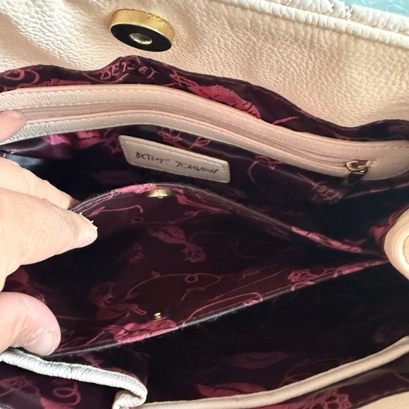 Betsey Johnson Blush Floral Shoulder Bag - Picture 6 of 9